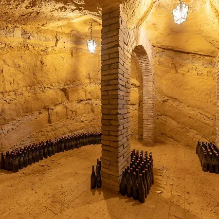 Cipressi By Victoria Palace