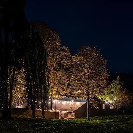 Cipressi By Victoria Palace - Parco Naturale San Bartolo * ペザロ